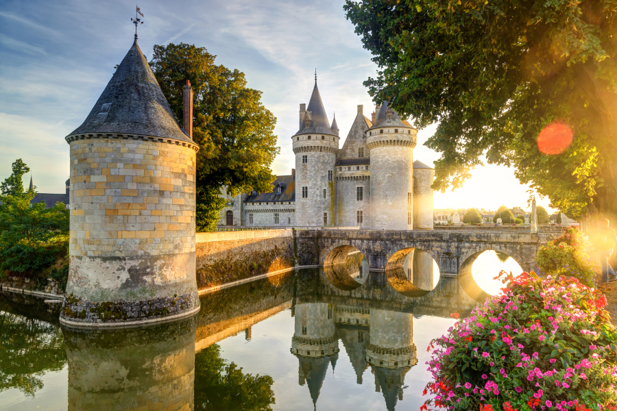 Les Meilleurs Itinéraires pour un Séjour Motard Inoubliable dans la Loire